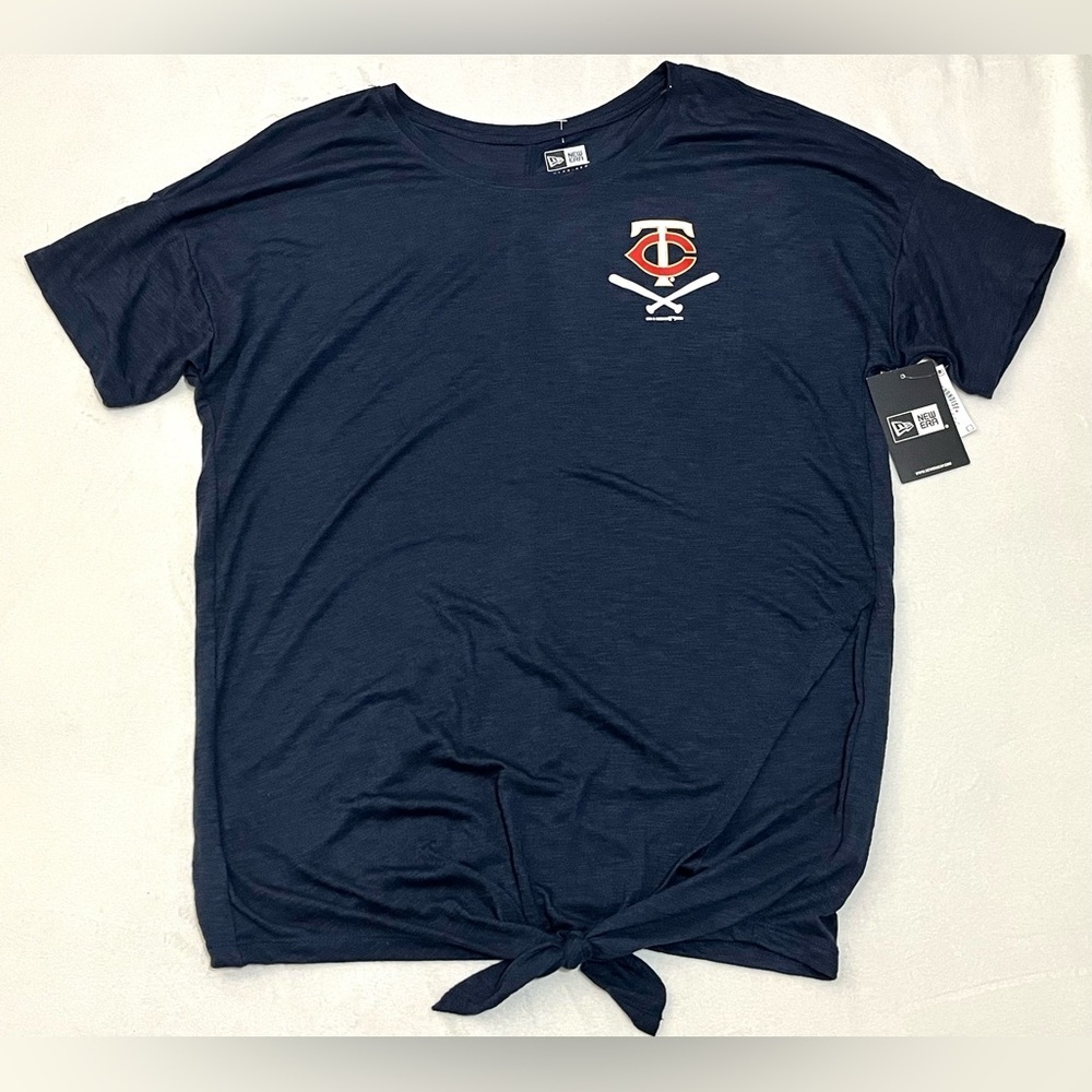 Minnesota Twins Women’s Top New Era Navy Short Sleeve Tee with Logo T-shirt